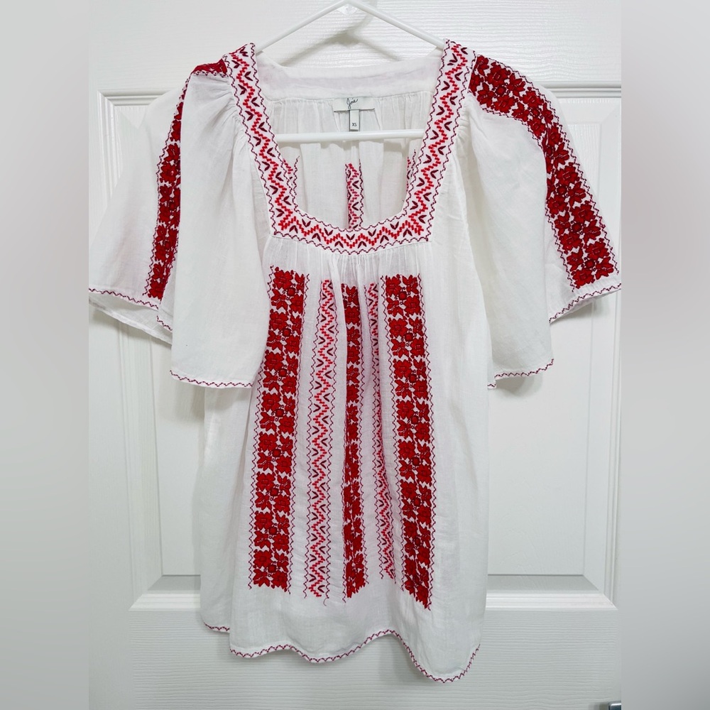 Joie White blouse  with Red Detailing,short sleeve,size XS